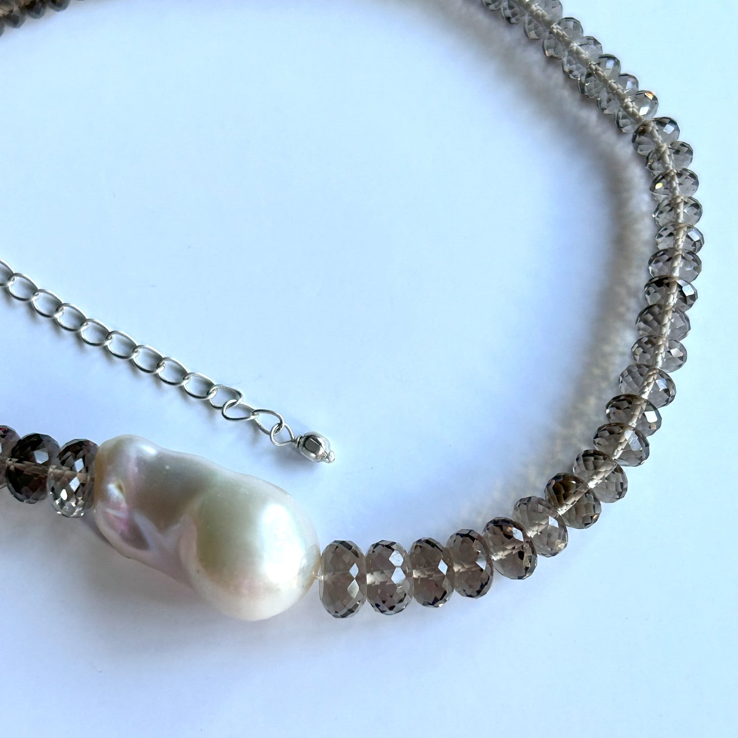 Ädelsten Baroque Pearl Smoky Quartz