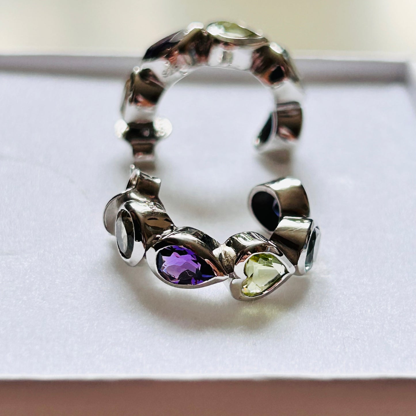 Ädelsten Citrine Aquamarine Peridot Amethyst Iolite