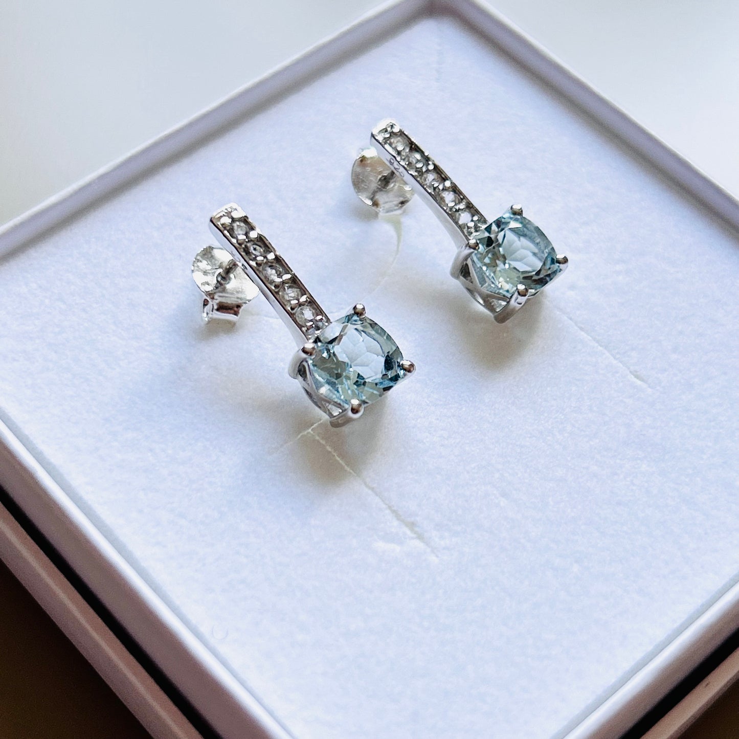 Ädelsten Aquamarine and White Topaz