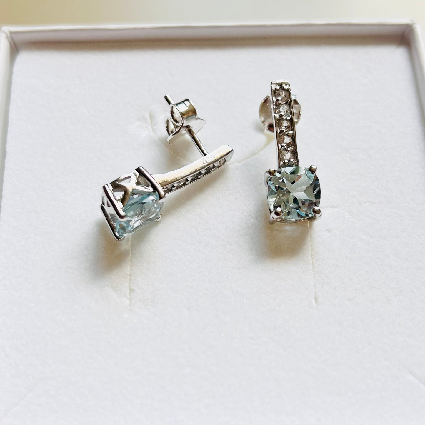 Ädelsten Aquamarine and White Topaz