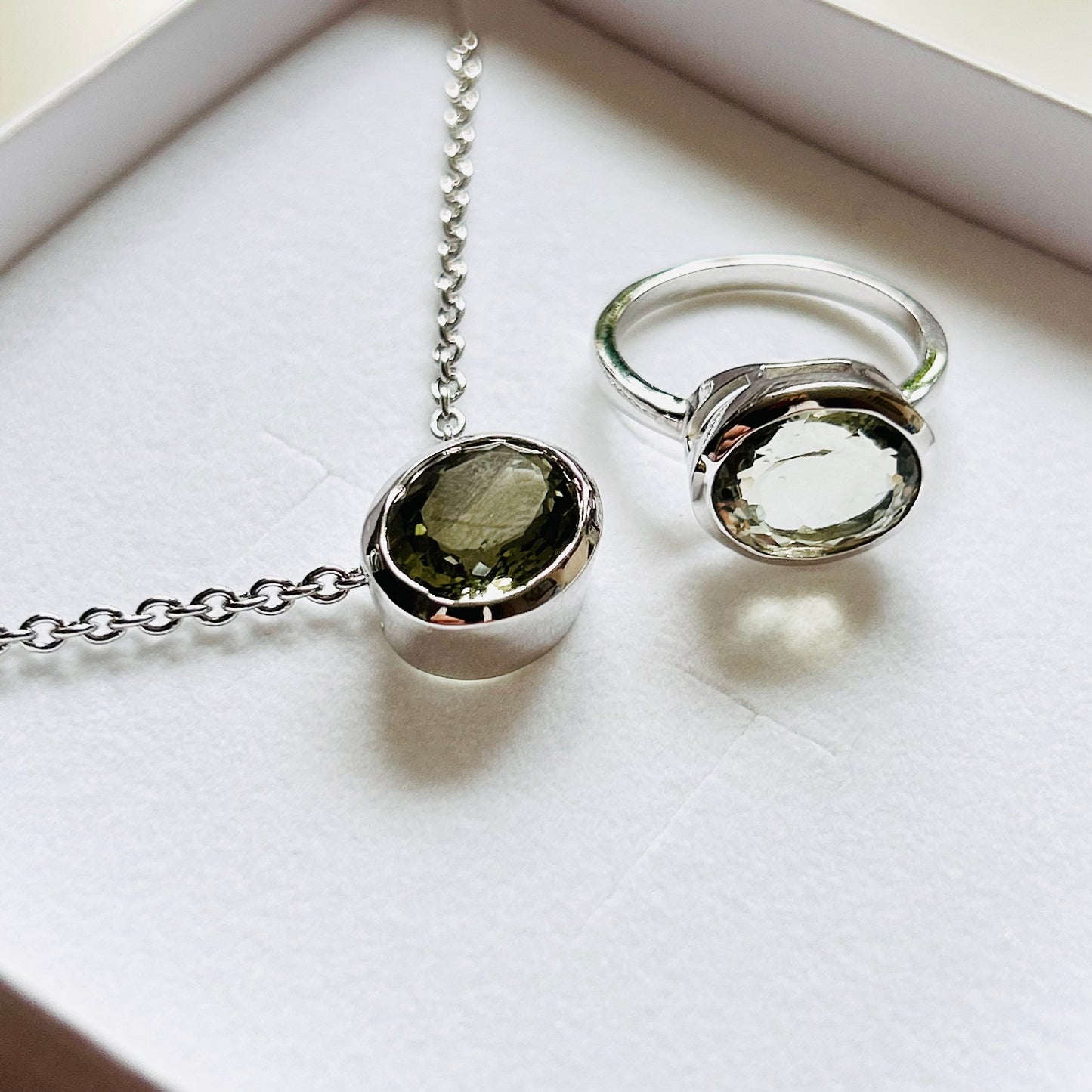 Ädelsten Green Amethyst