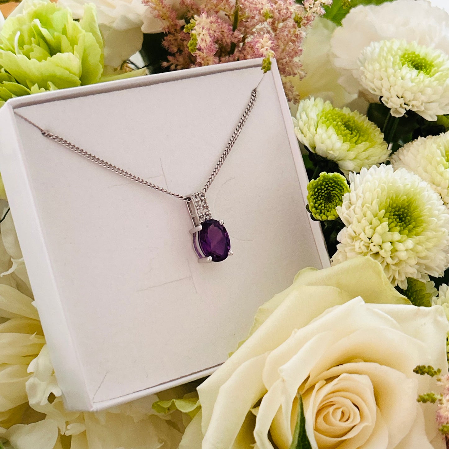 Ädelsten Amethyst and White Topaz