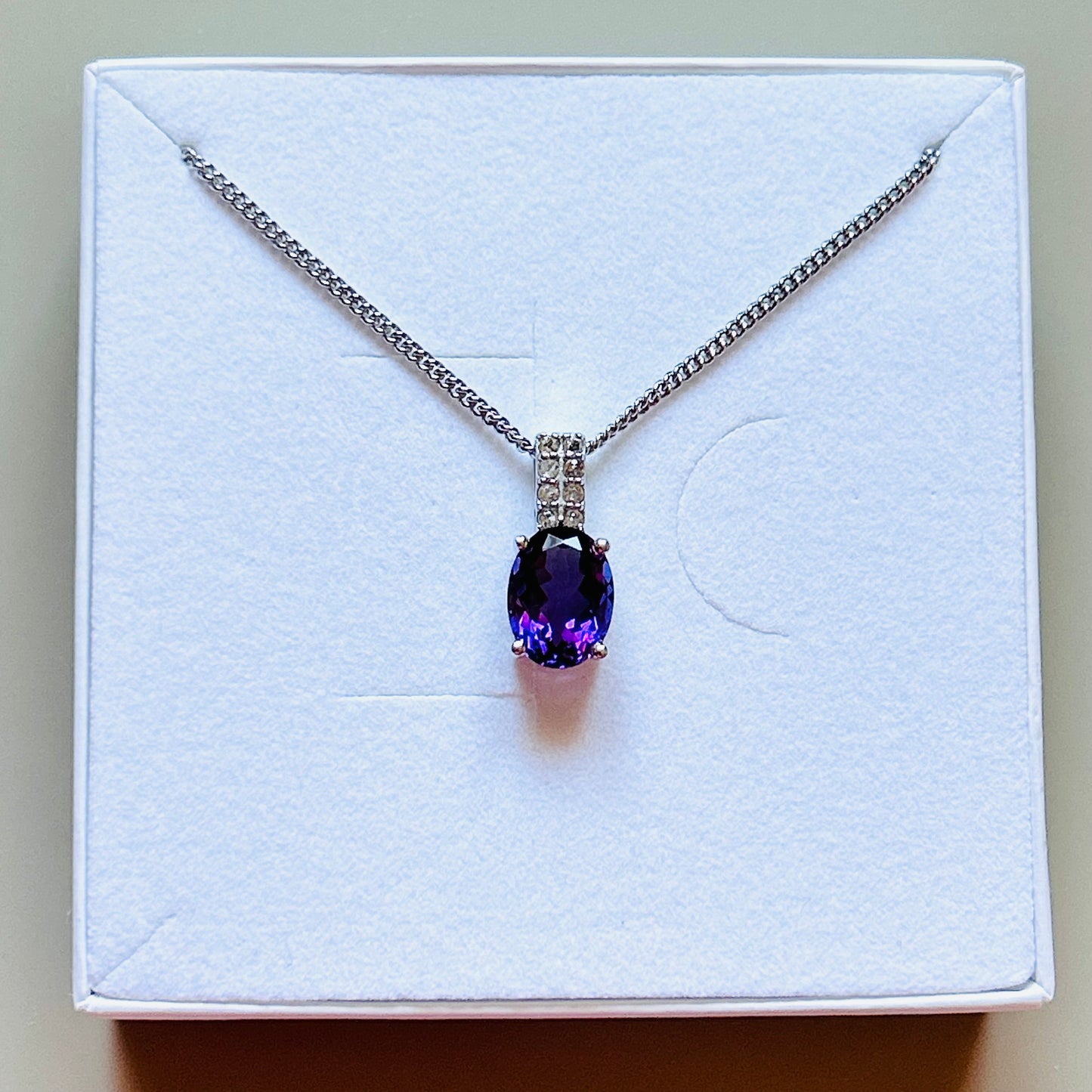 Ädelsten Amethyst and White Topaz