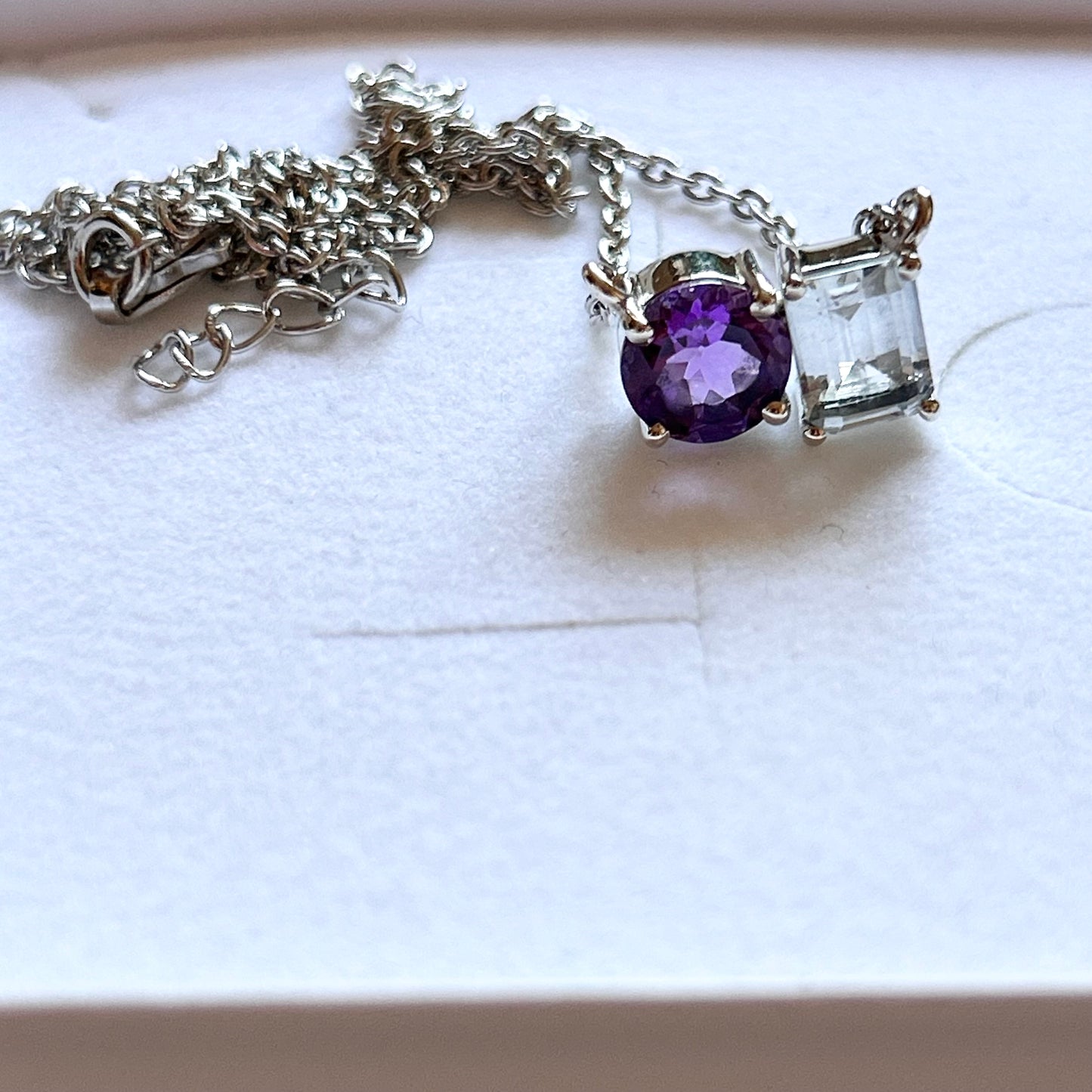 Ädelsten Aquamarine and Amethyst