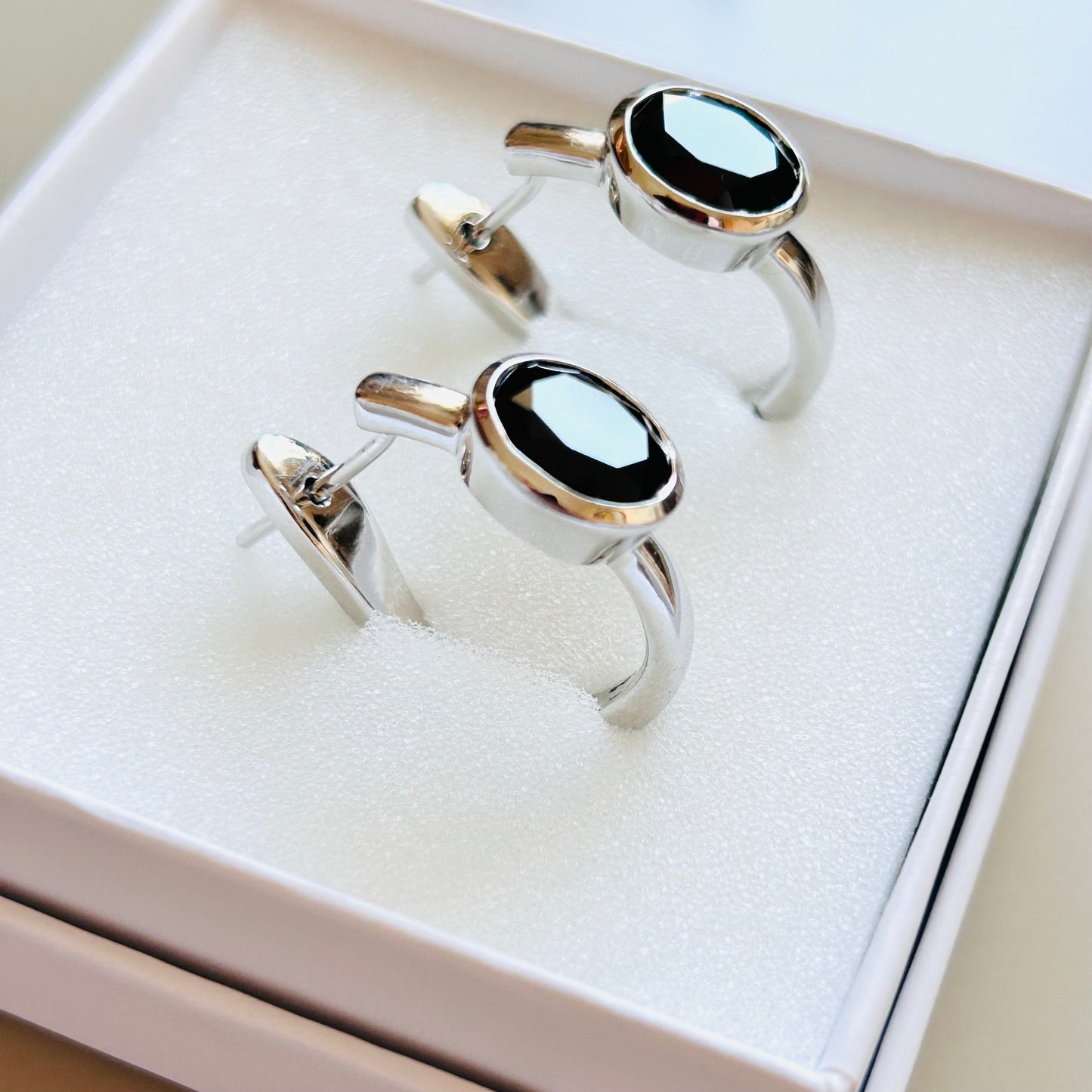 Ädelsten Black Spinel
