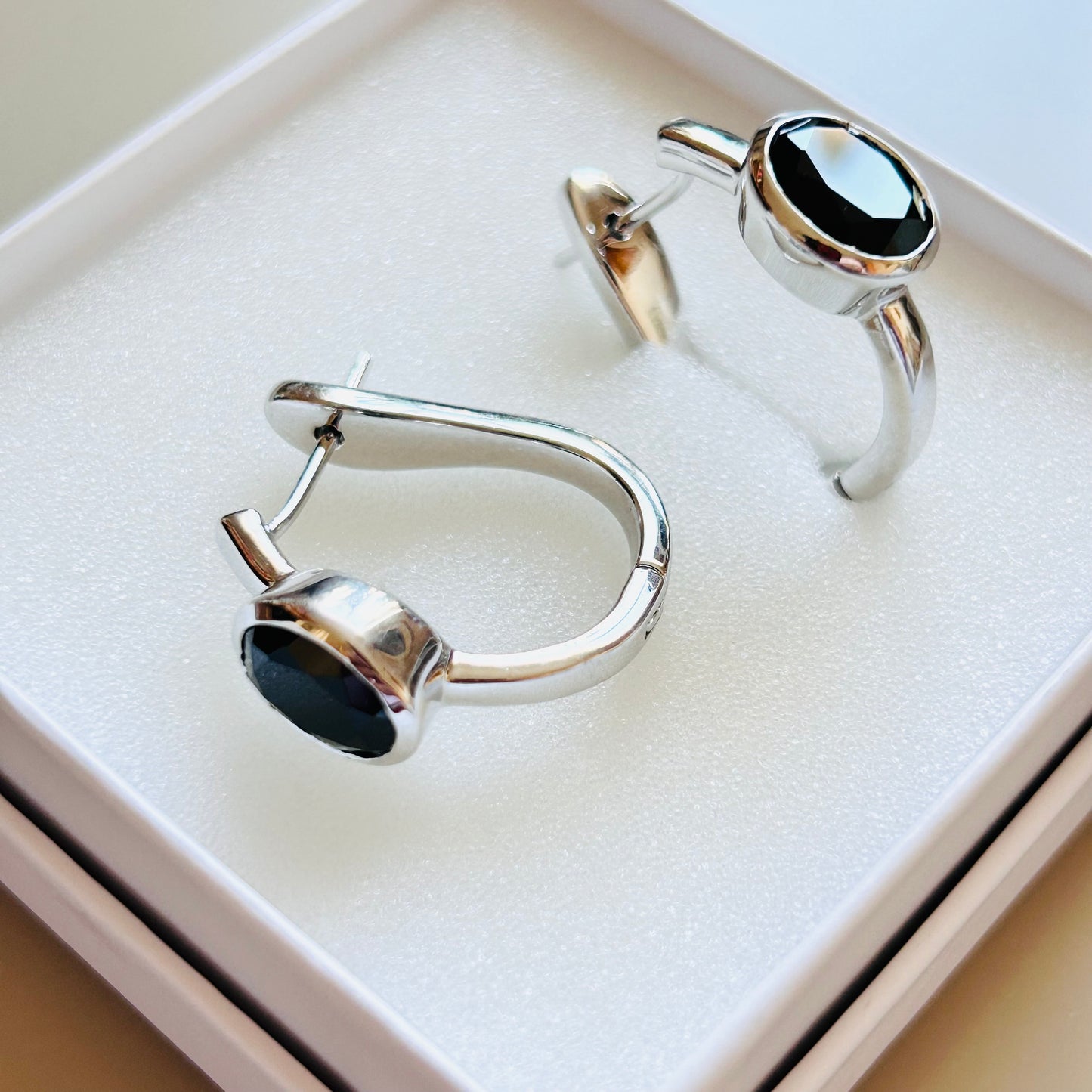 Ädelsten Black Spinel