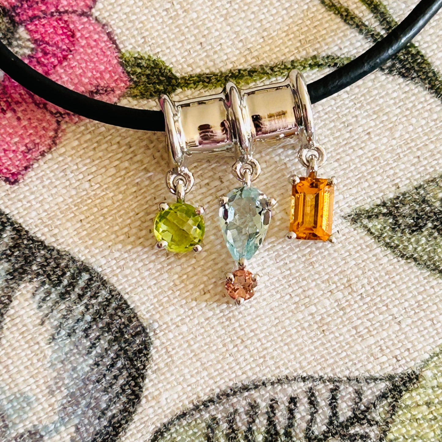Ädelsten Peridot Aquamarine Tourmaline Citrine