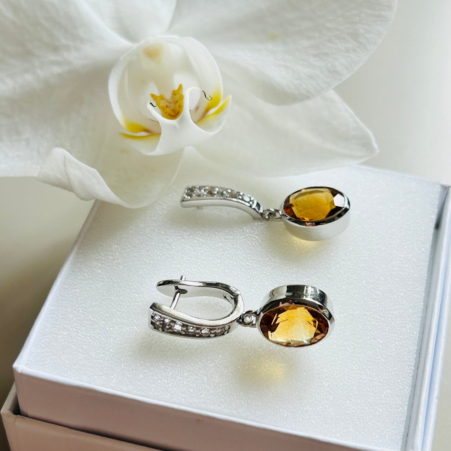 Ädelsten Citrine and White Topaz