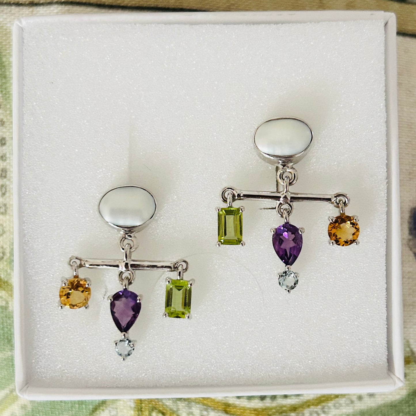 Ädelsten Mother of Pearl Peridot Citrine Amethyst Aquamarine