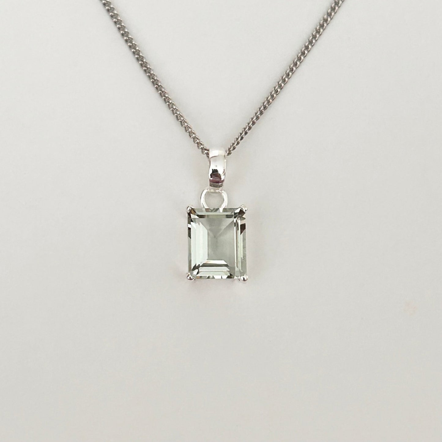Ädelsten Green Amethyst