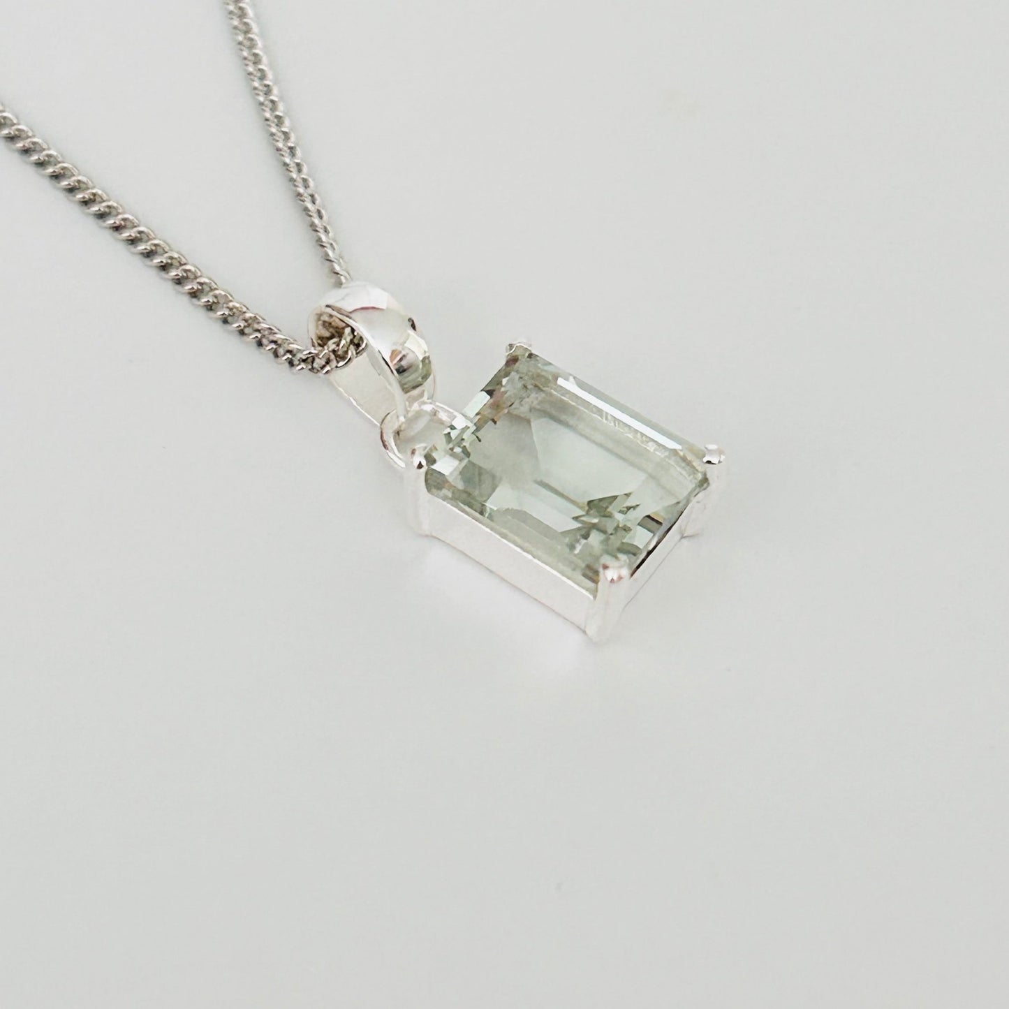 Ädelsten Green Amethyst