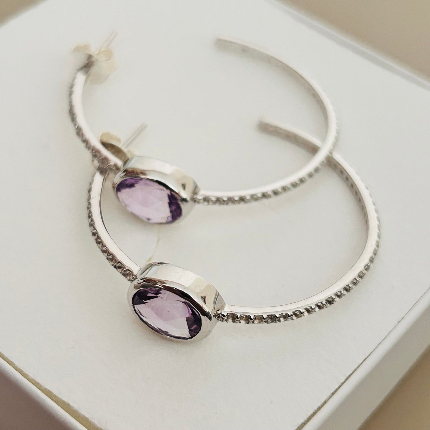 Ädelsten Amethyst and White Topaz