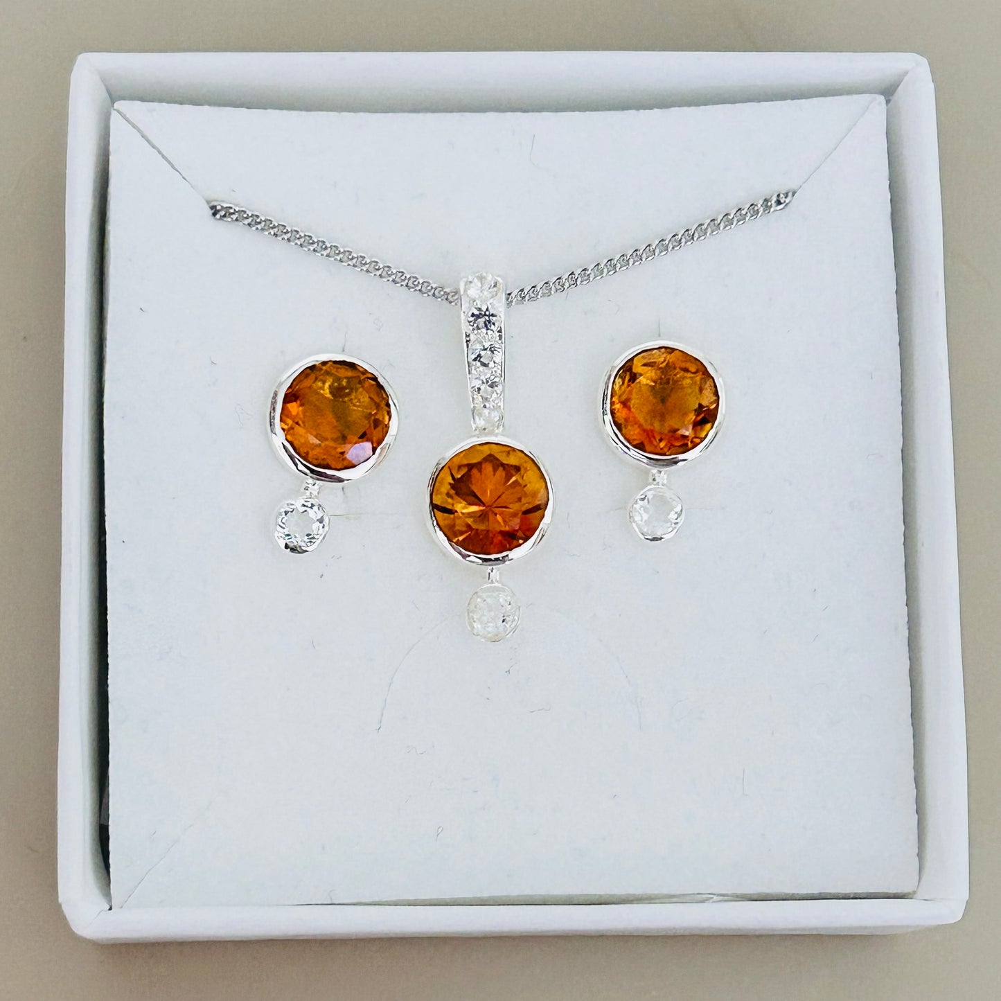 Ädelsten Citrine White Topaz