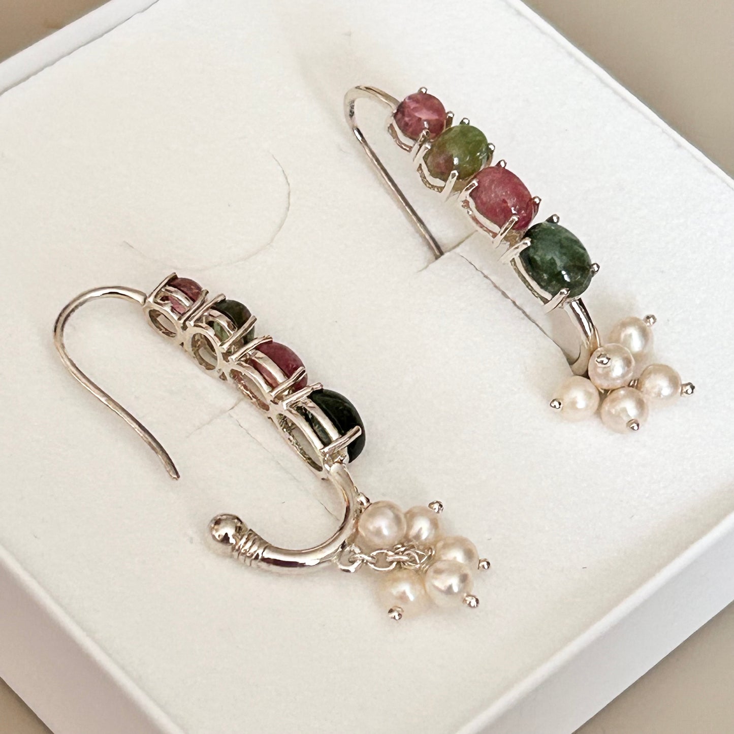 Ädelsten Tourmaline Green Pink and Pearls