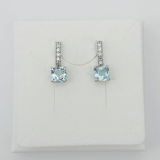 Ädelsten Blue Topaz and White Topaz