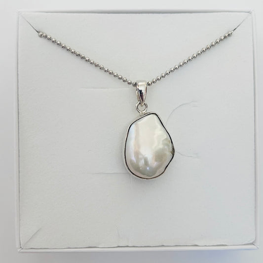 Ädelsten Baroque Pearl