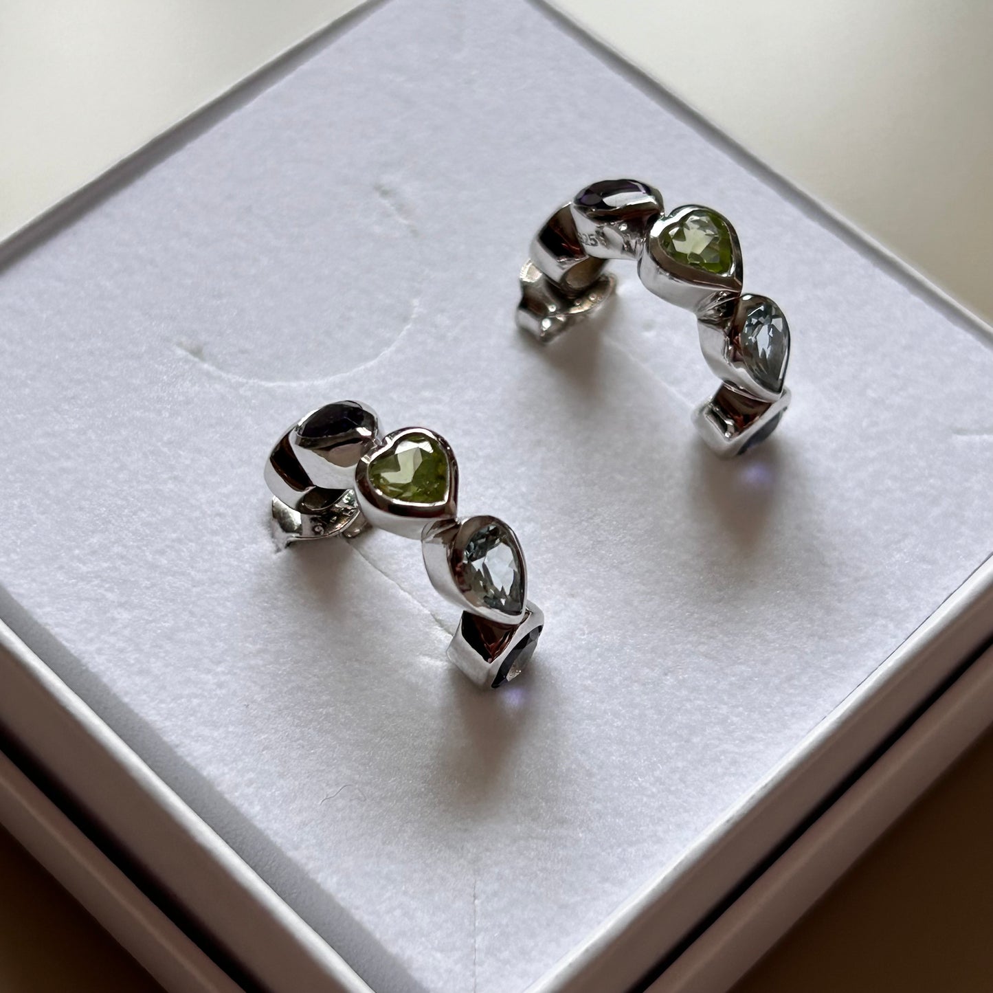 Ädelsten Citrine Aquamarine Peridot Amethyst Iolite
