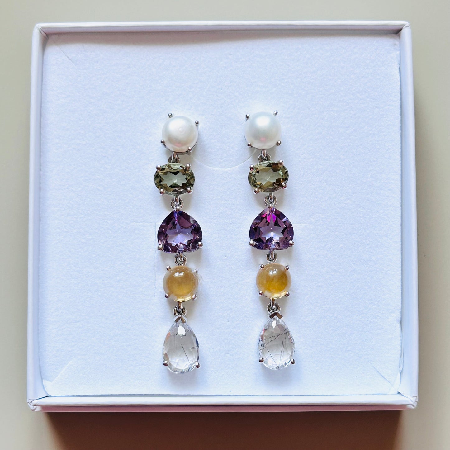 Ädelsten Pearl, Green Amethyst, Pink Amethyst, Citrine and Black Rutile Quarz