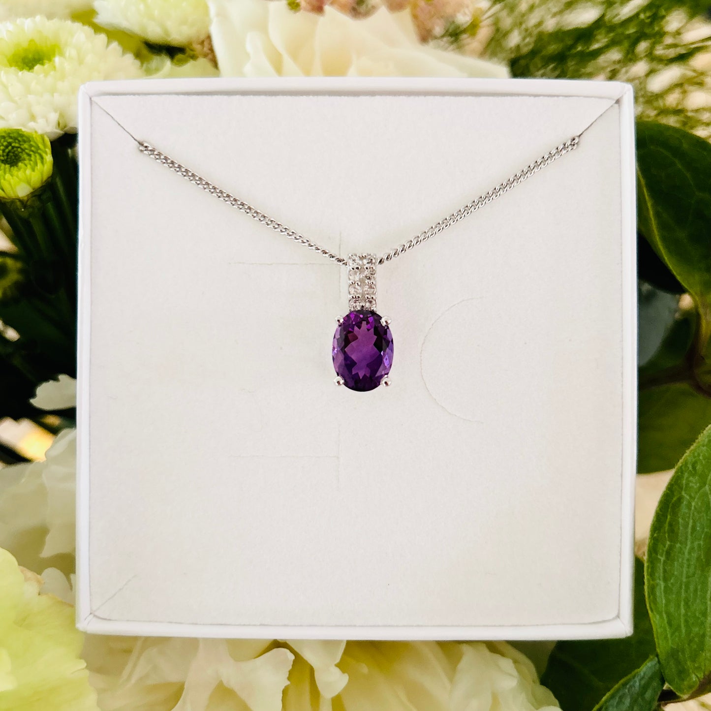 Ädelsten Amethyst and White Topaz