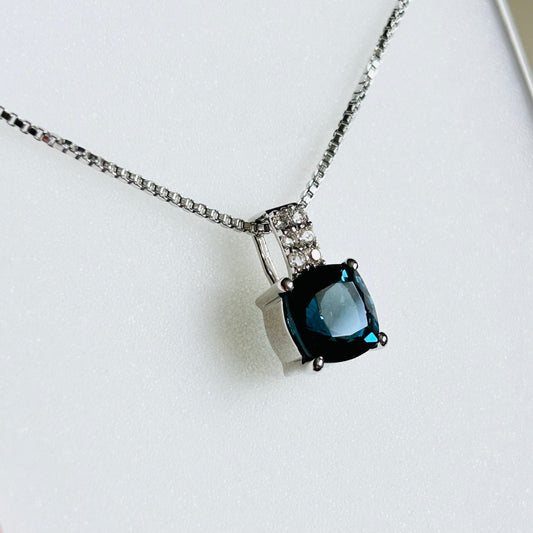 Ädelsten London blue Topaz White Topaz