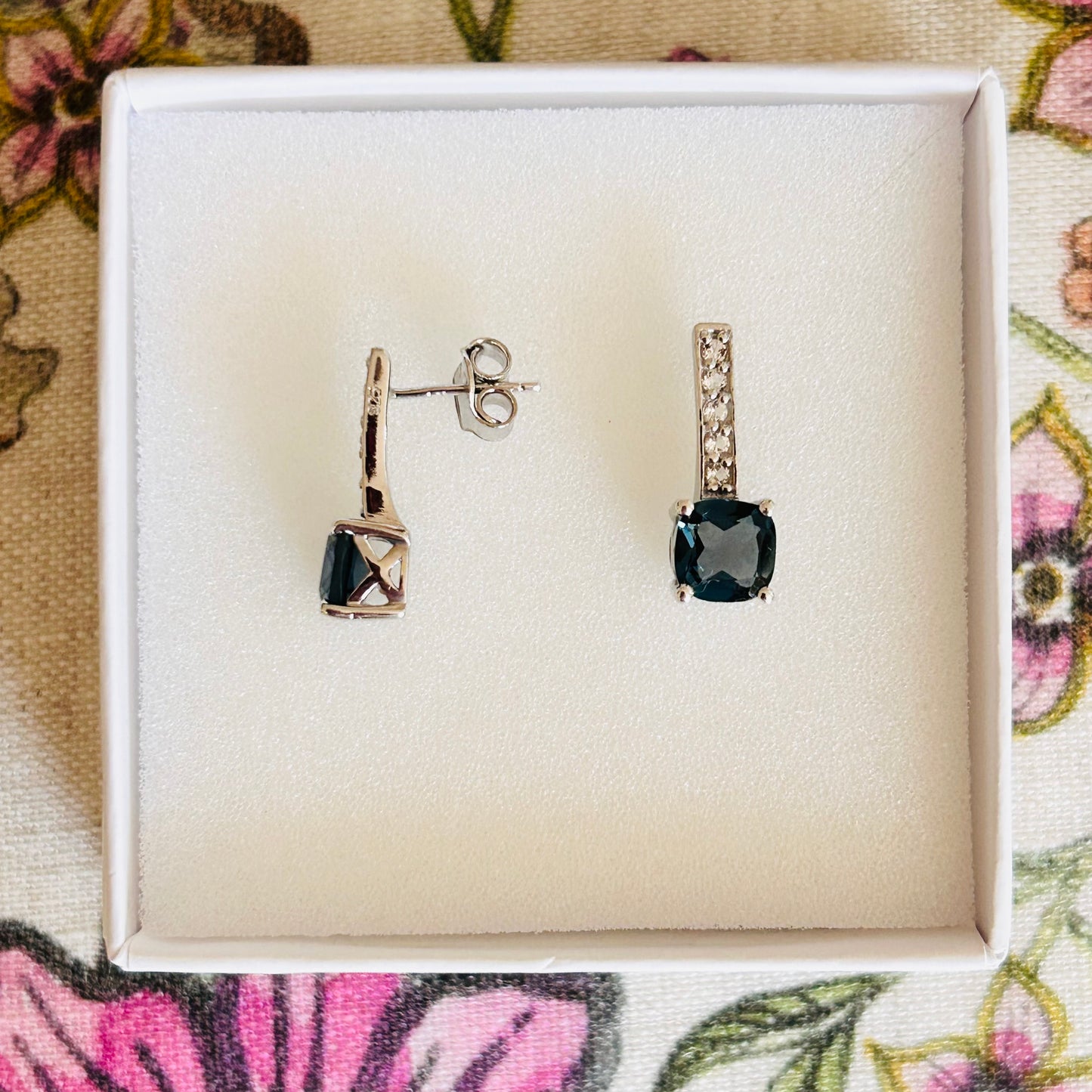 Ädelsten London Blue Topaz and White Topaz