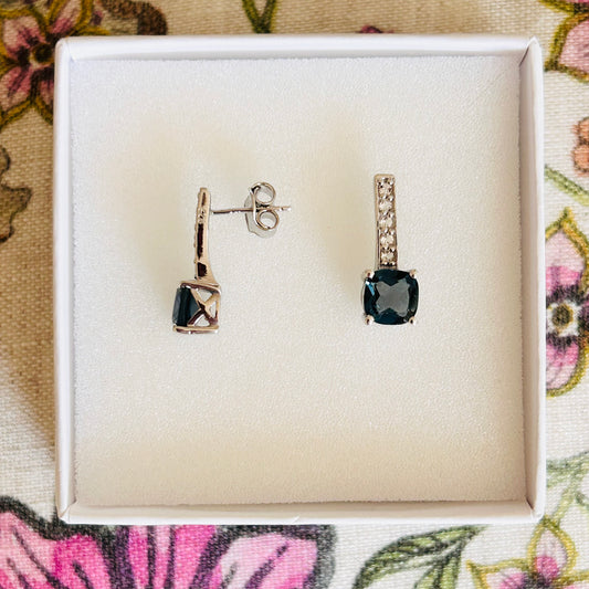 Ädelsten London Blue Topaz and White Topaz