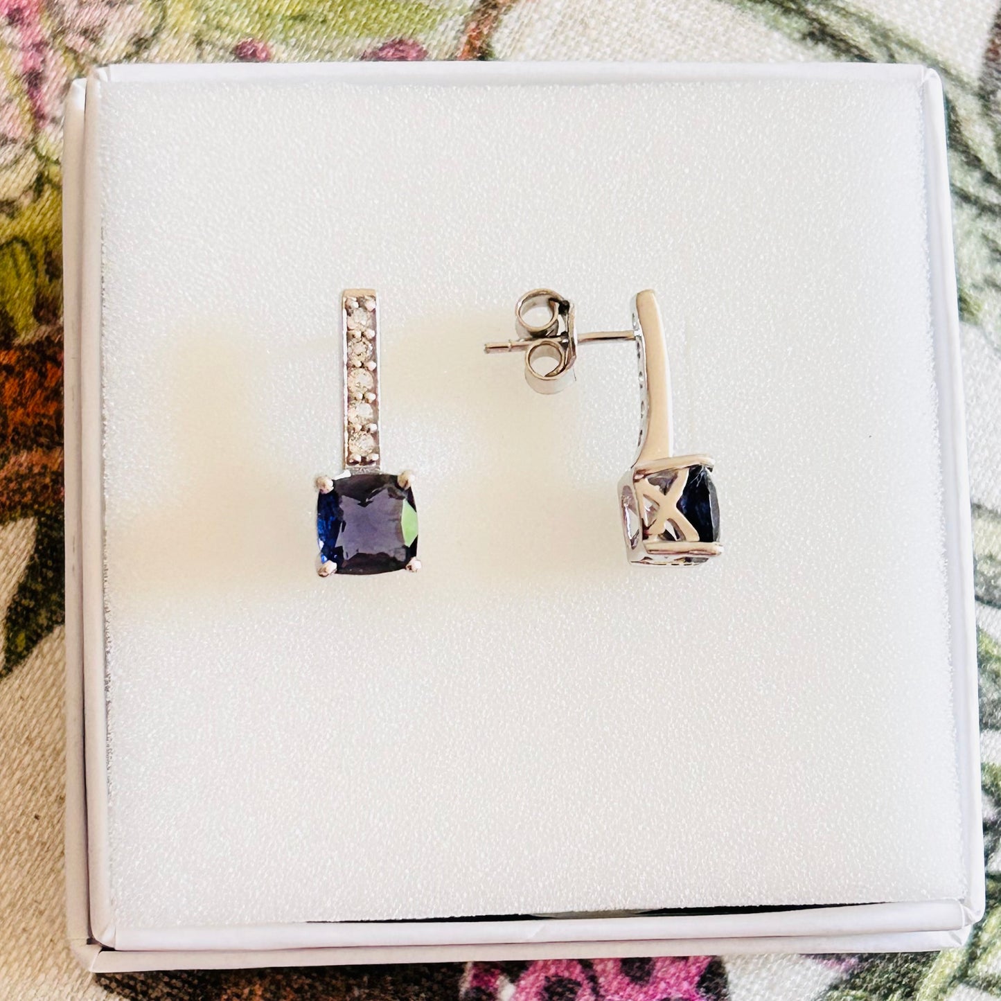 Ädelsten Iolite and White Topaz