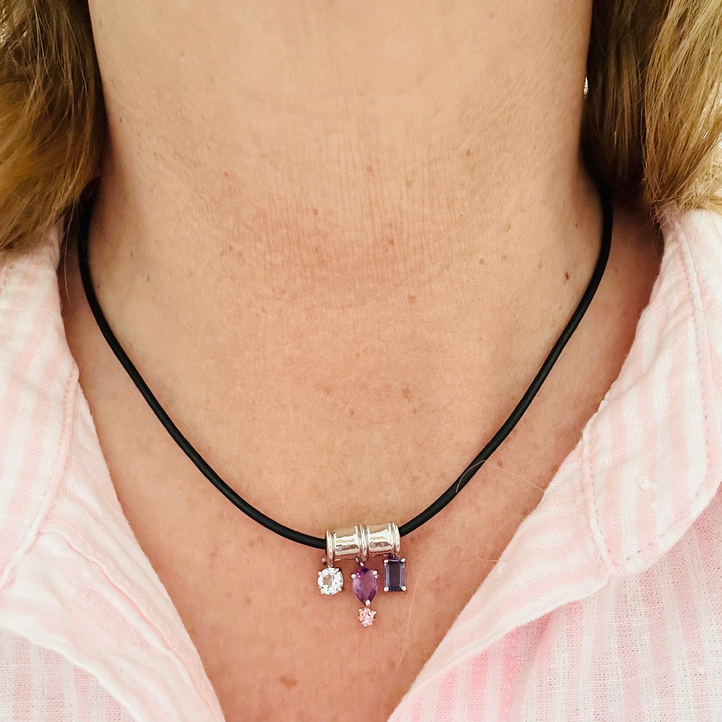 Ädelsten Aquamarine Amethyst Tourmaline Iolite