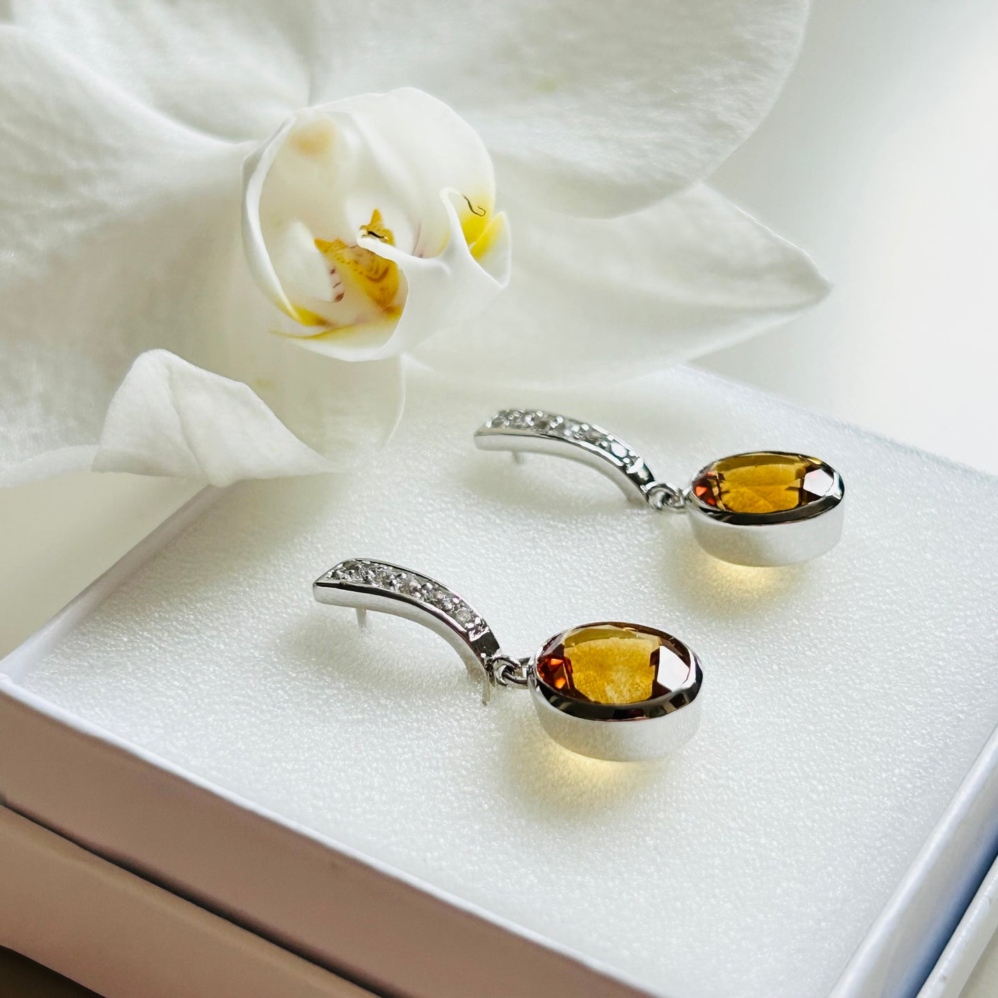 Ädelsten Citrine and White Topaz