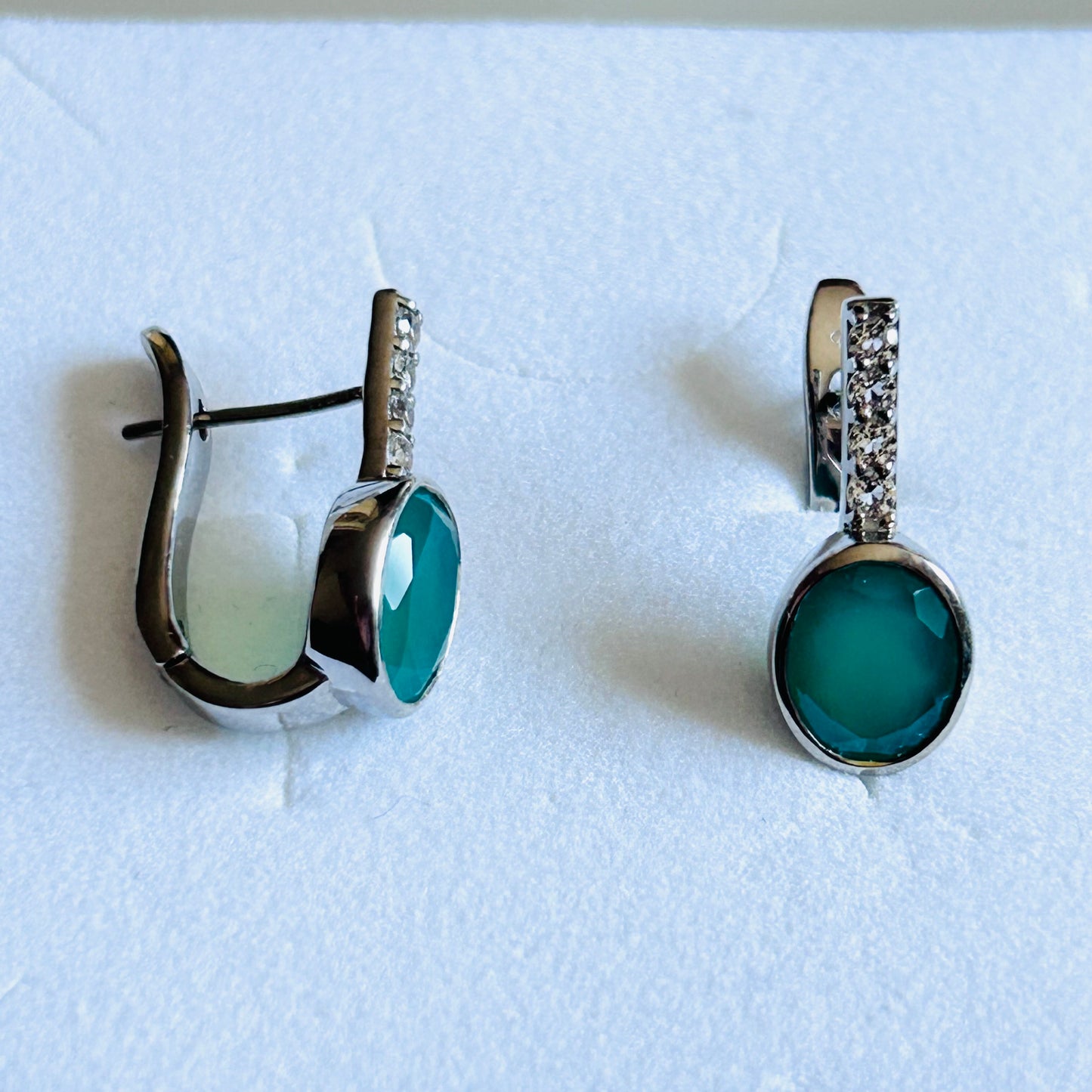 Ädelsten Green Onyx White Topaz