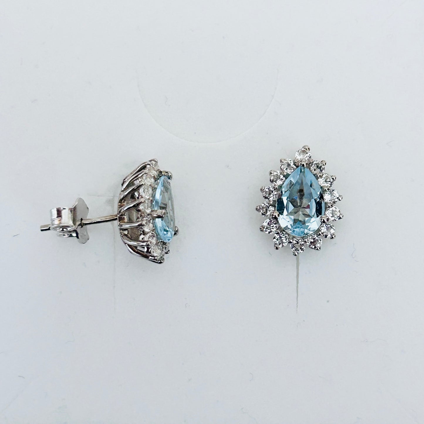 Ädelsten Blue Topaz and White Topaz