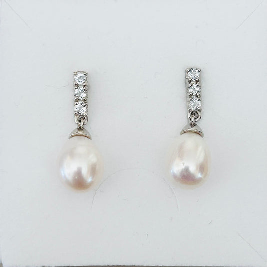 Ädelsten White Topaz and Pearl