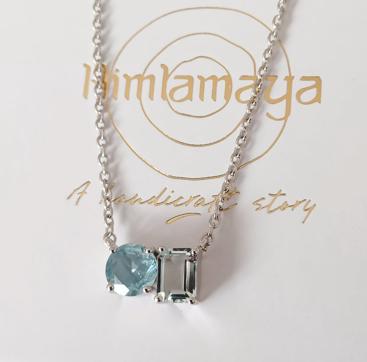 Ädelsten Aquamarine