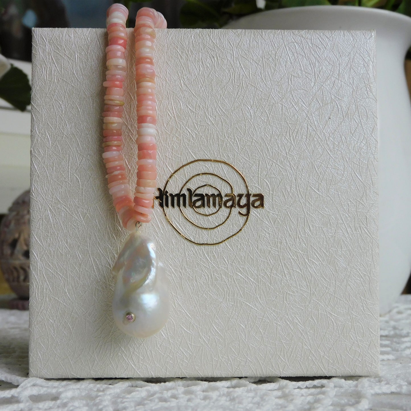 Ädelsten Baroque Pearl Necklace and Opal